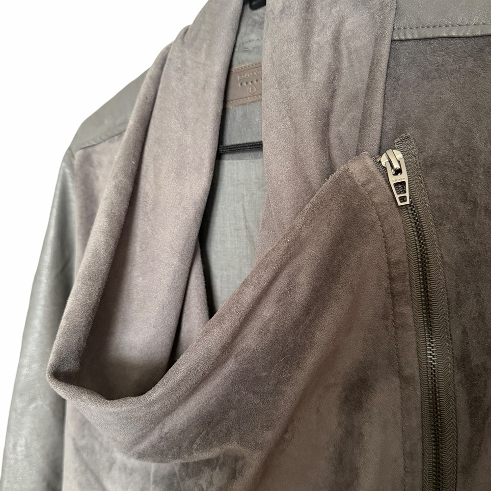 Blank NYC women’s Gray faux Suede/leather Jacket, zip, draped neck, S